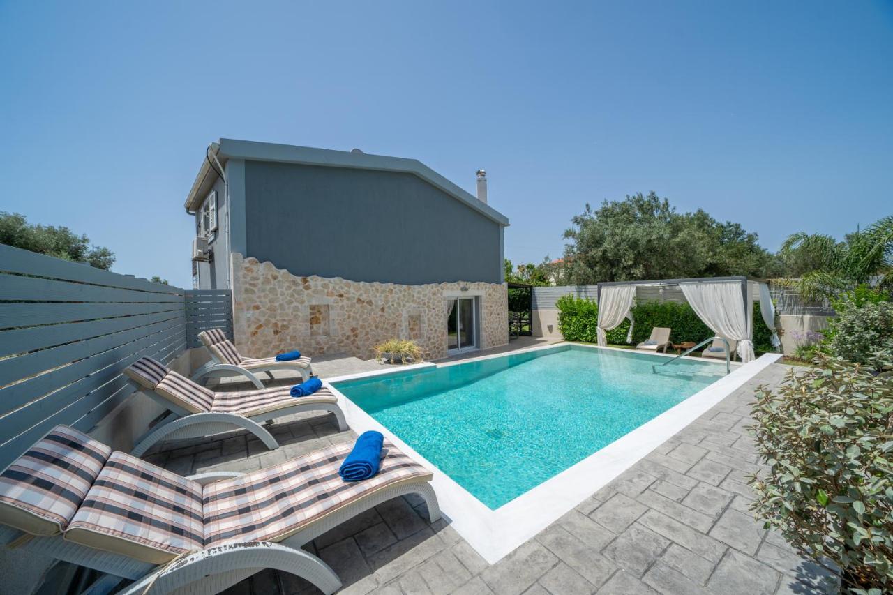 Popi'S Villa Svoronata Exterior foto